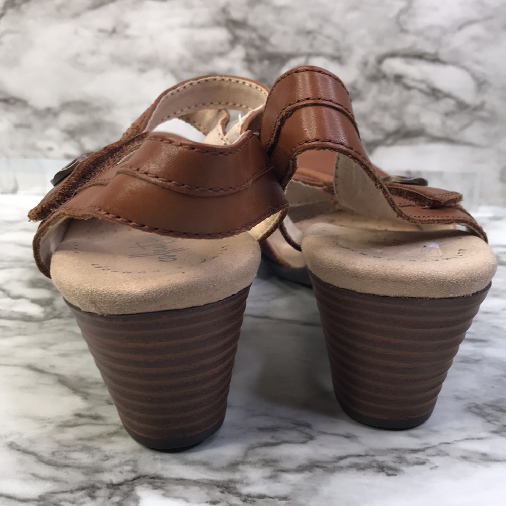 Clarks Valarie Rally Sandals Womens Sz 9 Brown Mahogany 2 Tone Block Heels - Picture 8 of 12